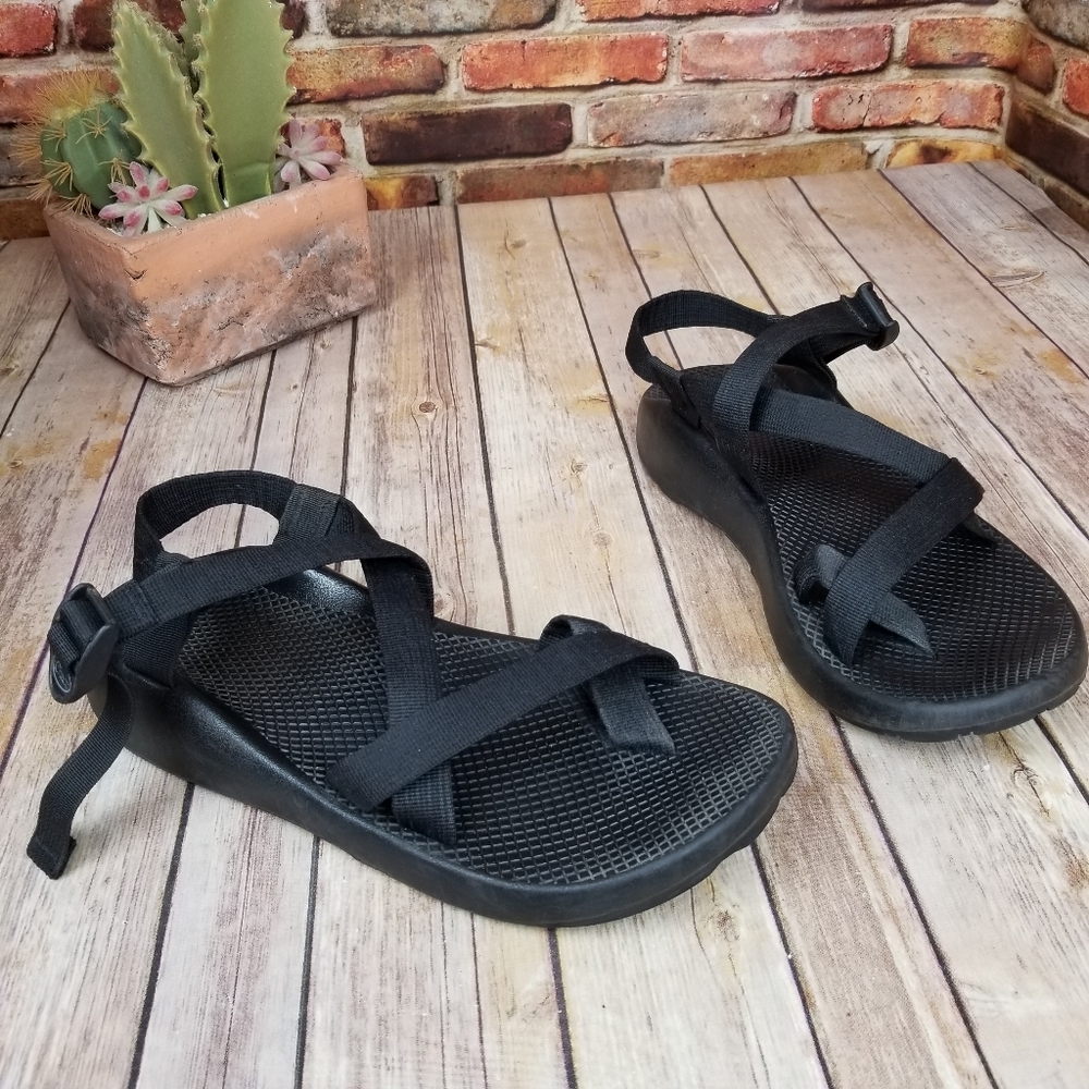 Chaco sandals black 11